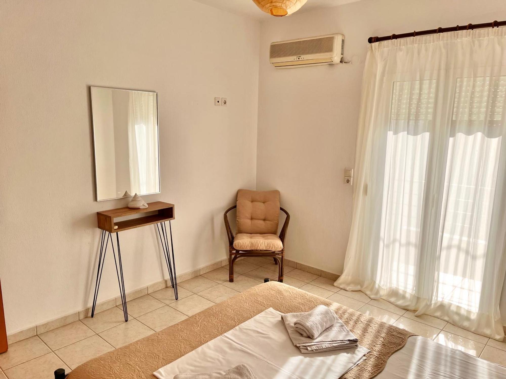 Maria Apts Истро Экстерьер фото