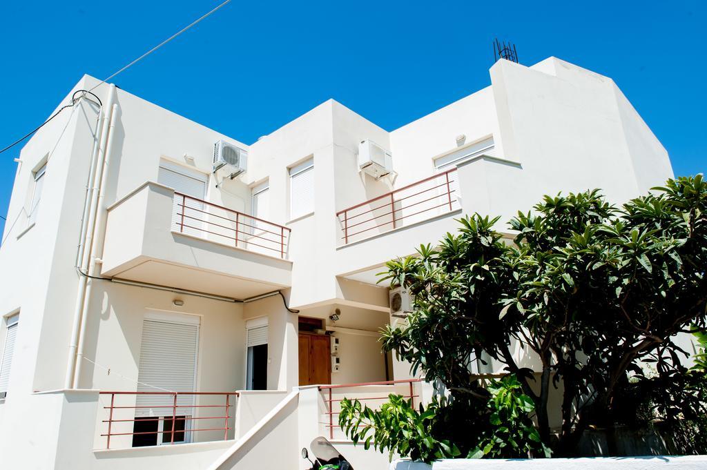 Maria Apts Истро Экстерьер фото